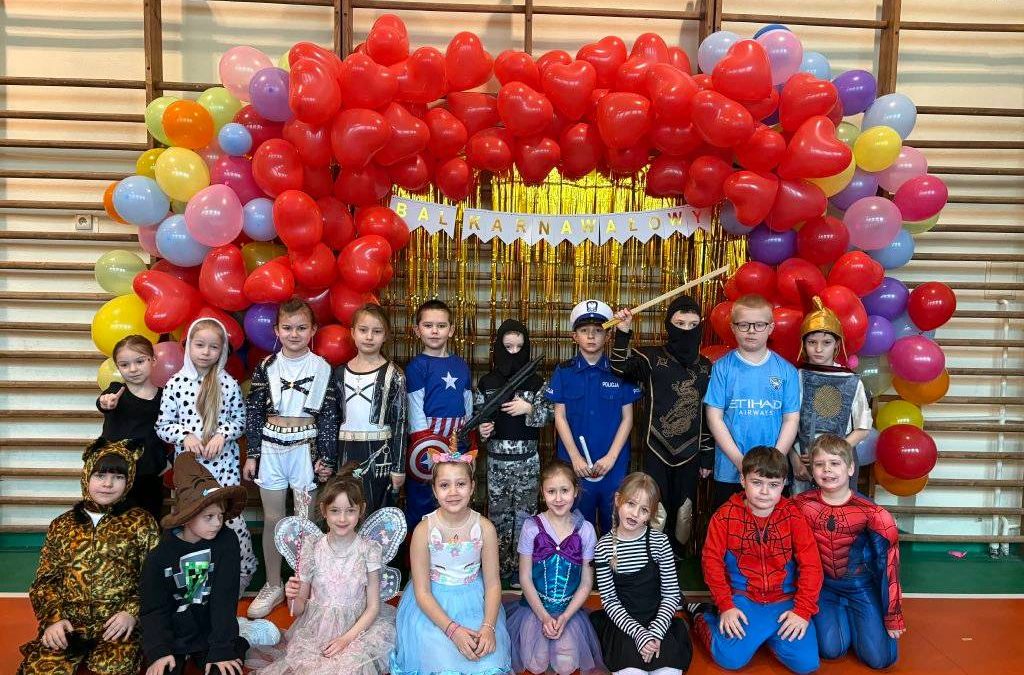 Bal karnawałowy klas 1–3